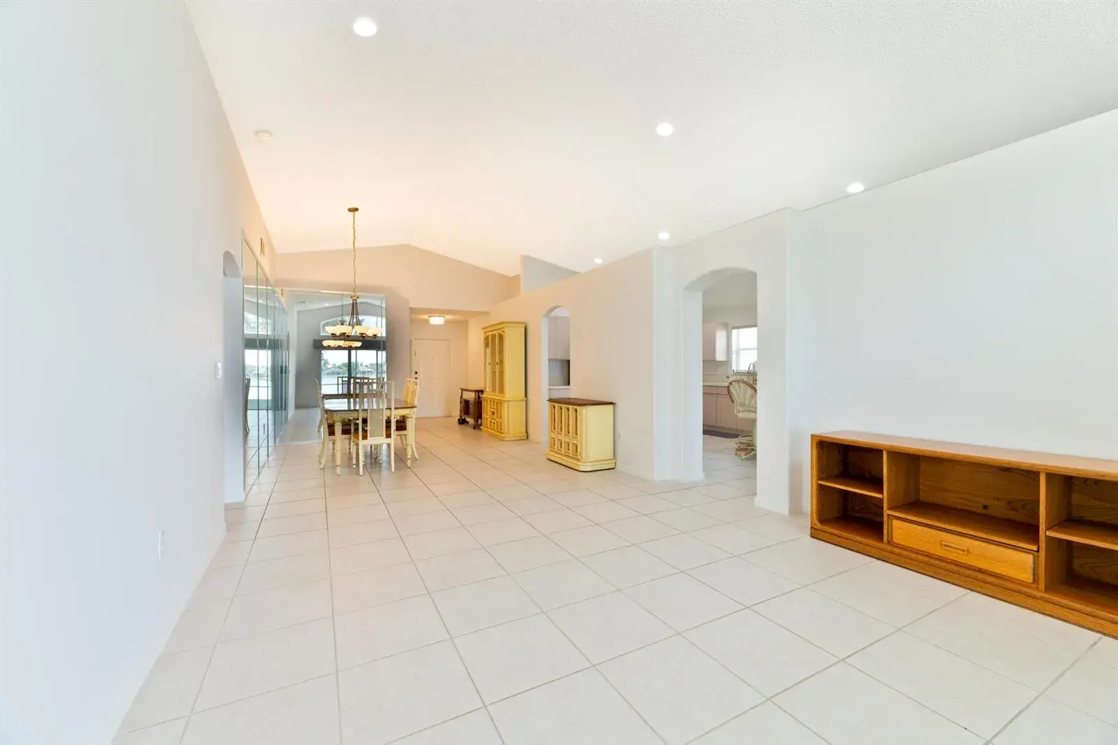 19200 NW 24TH Court, Pembroke Pines FL 33029