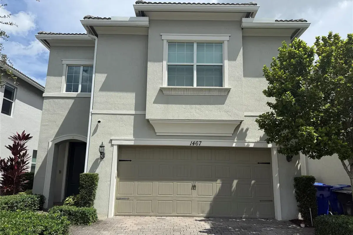 1467 Pongam Terrace, Hollywood FL 33021