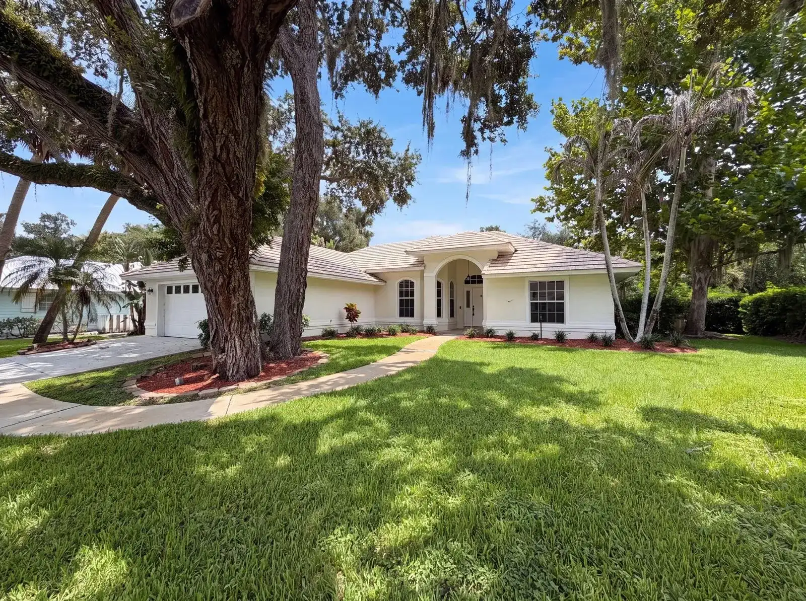 400 46th, Vero Beach FL 32968