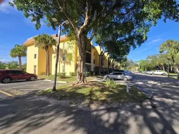 490 NW 20TH Street # 2110, Boca Raton FL 33431 photo 3