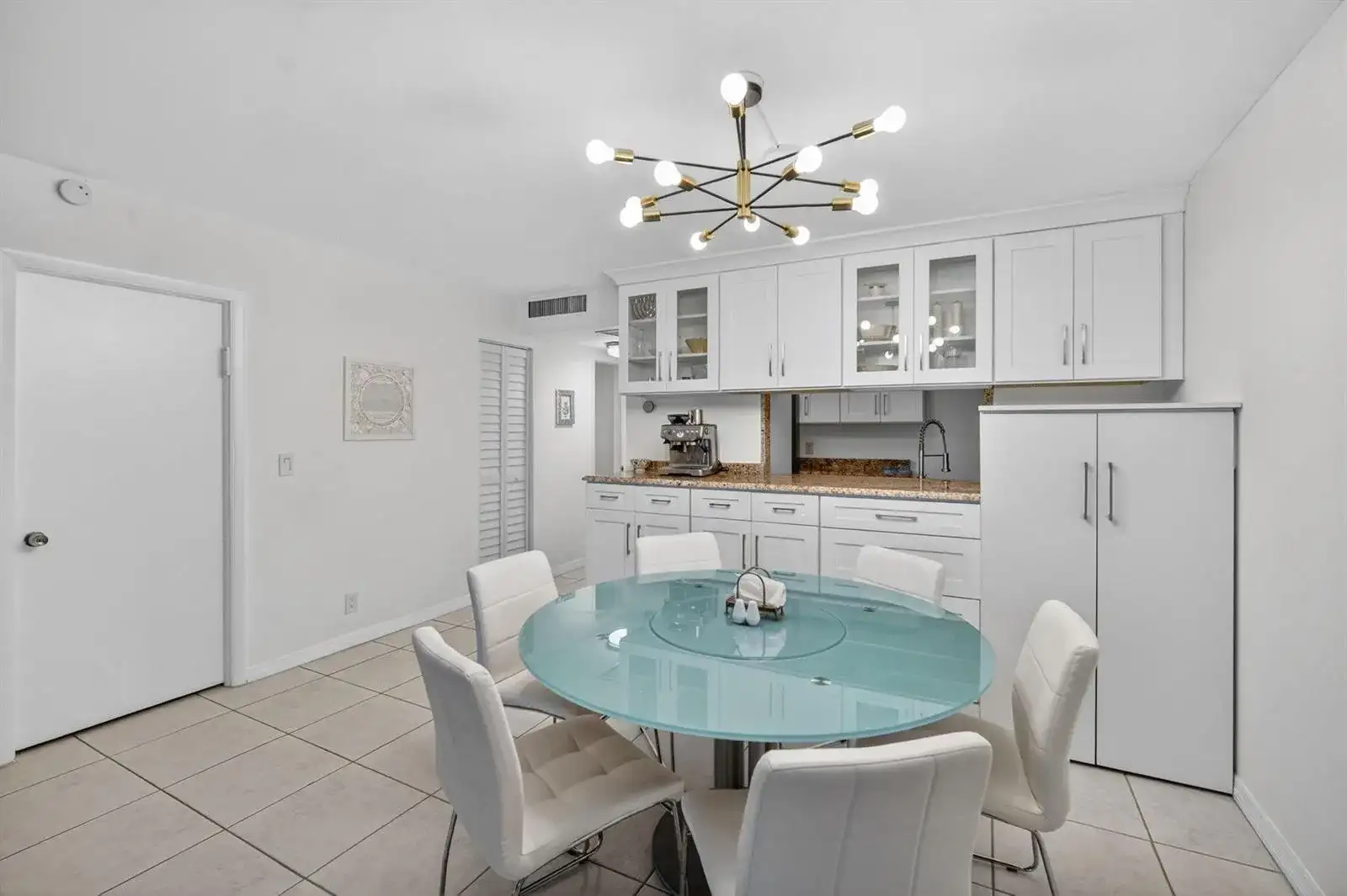 3900 N HILLS Drive # 306, Hollywood FL 33021 photo 5