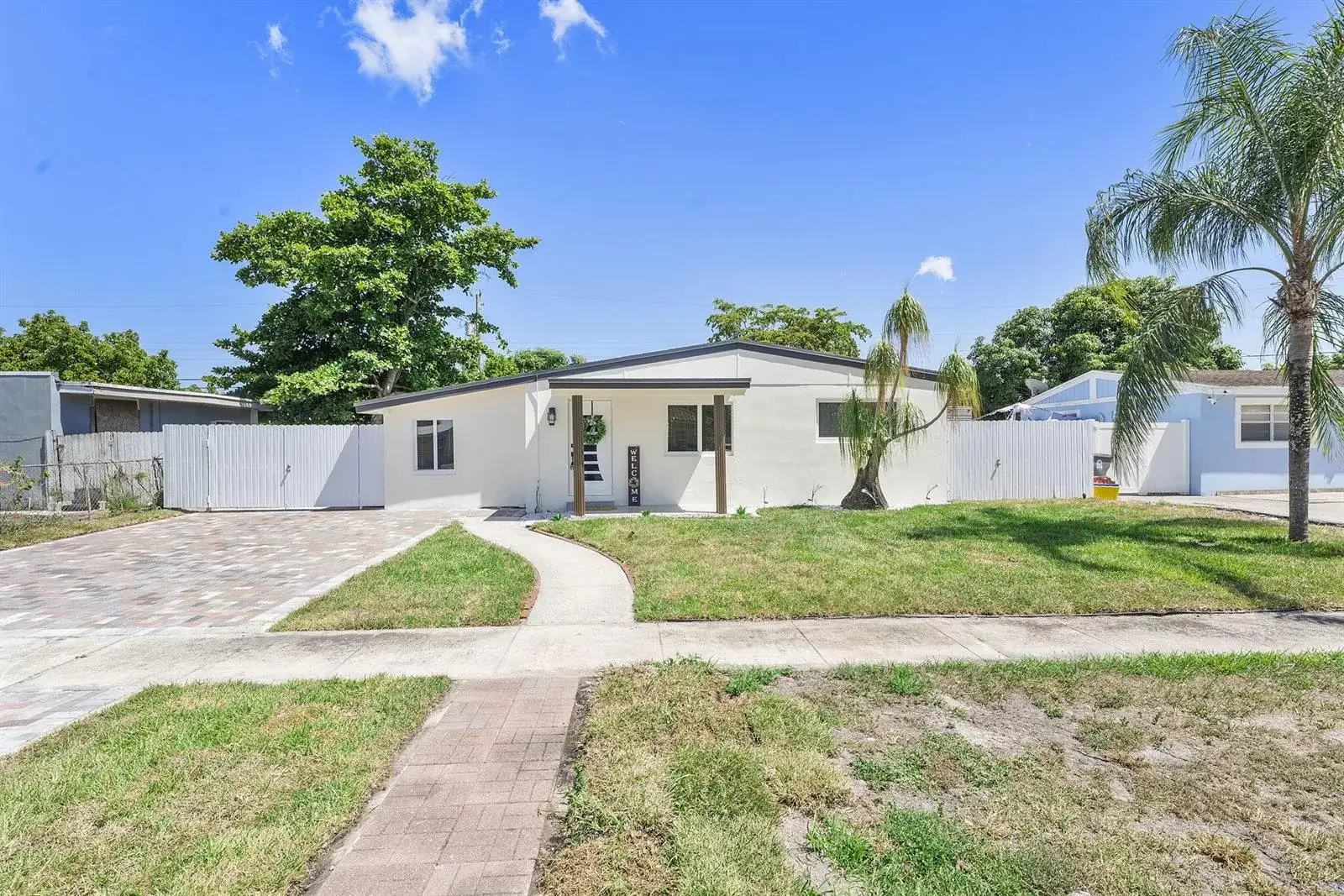 416 Tuskegee Drive, Lake Worth FL 33462 photo 3
