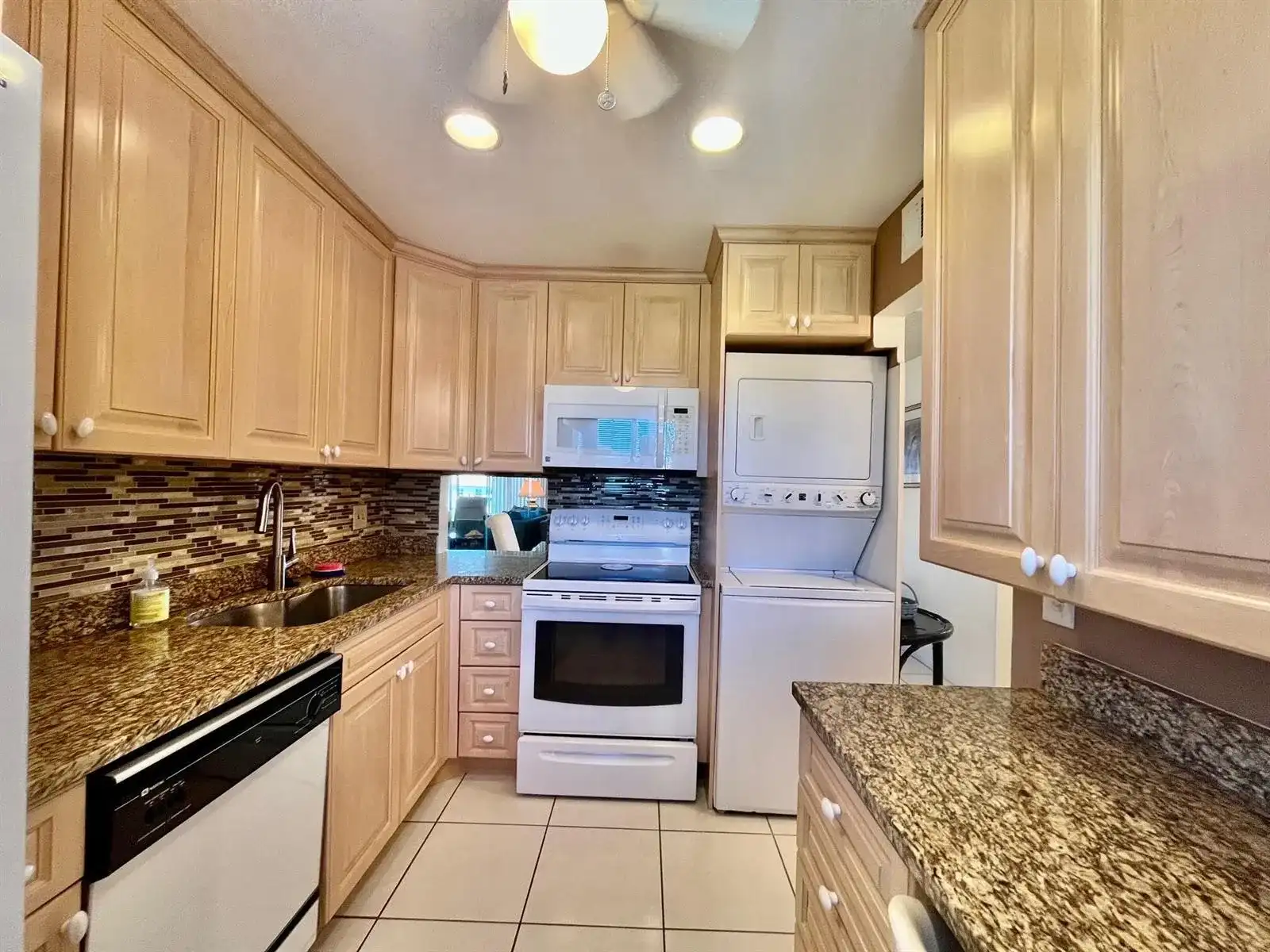 4090 TIVOLI Court # 301, Lake Worth FL 33467