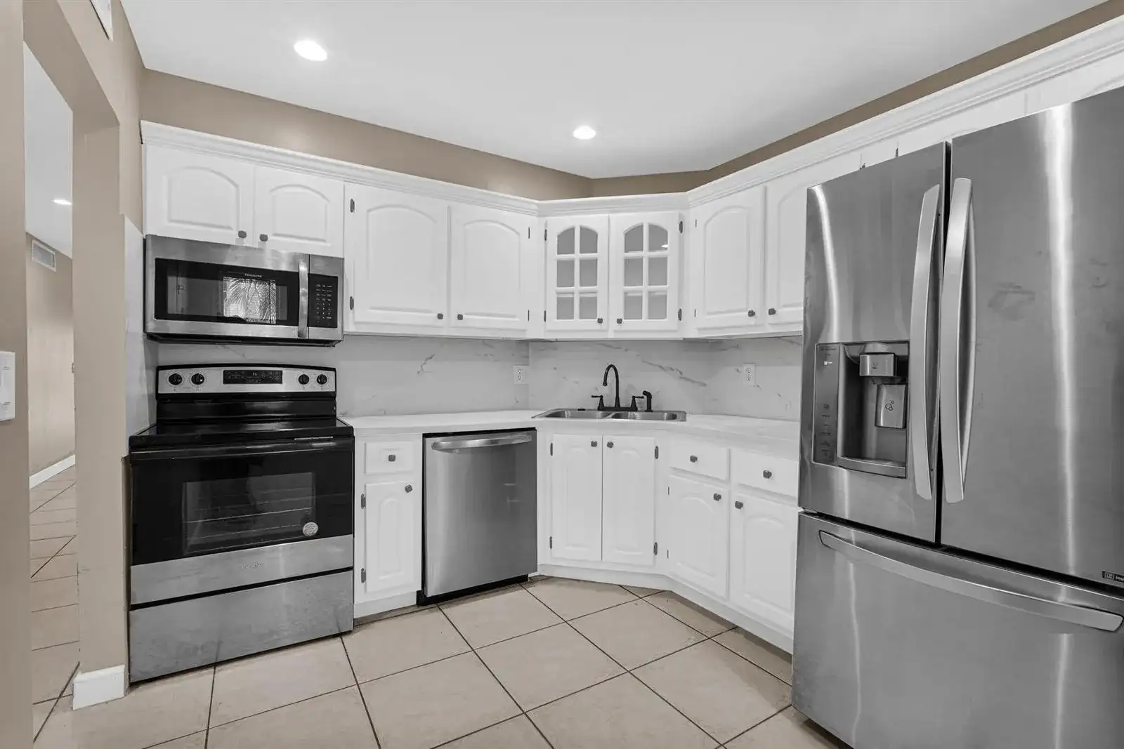 3360 SPANISH MOSS Terrace # 211, Lauderhill FL 33319 photo 2