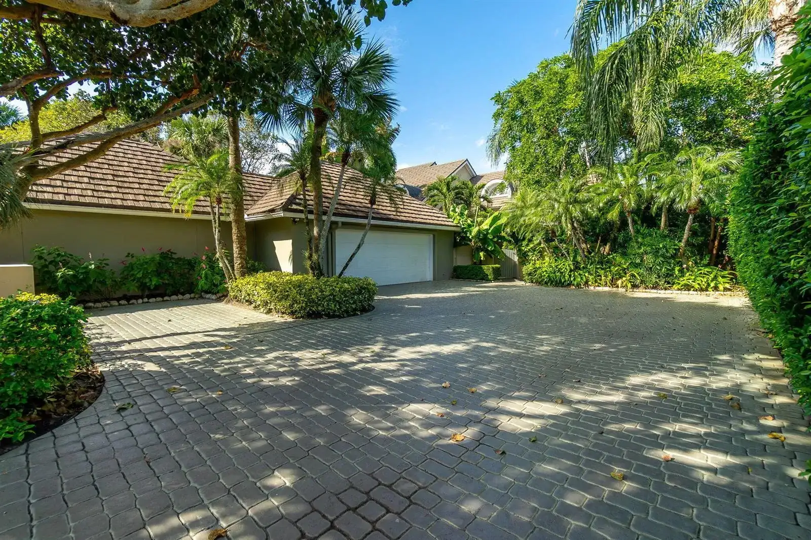 11967 POLO CLUB Road, Wellington FL 33414 photo 2