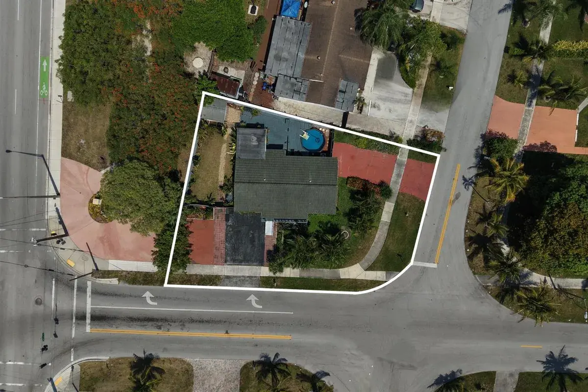 1010 SW 6TH Avenue, Deerfield Beach FL 33441