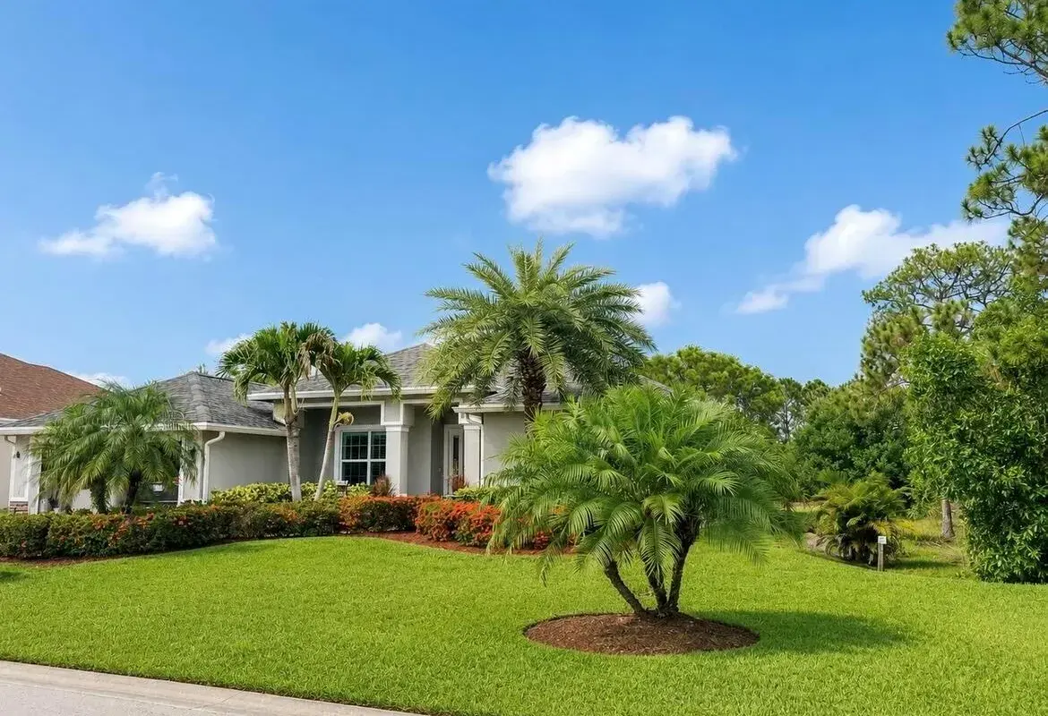 367 SW Vista Lake Drive, Port St. Lucie FL 34953