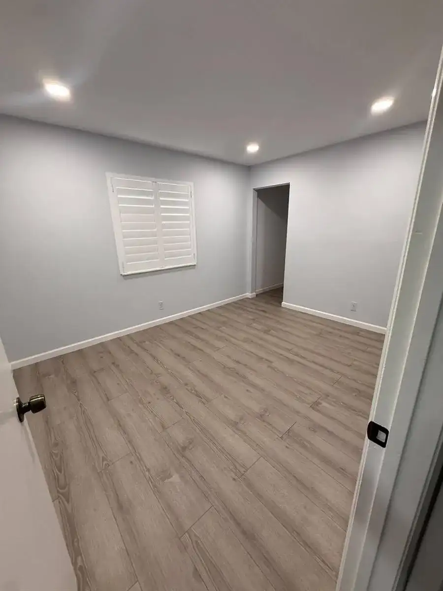 403 PINE GLEN Lane # 2, FL 33463 photo 3