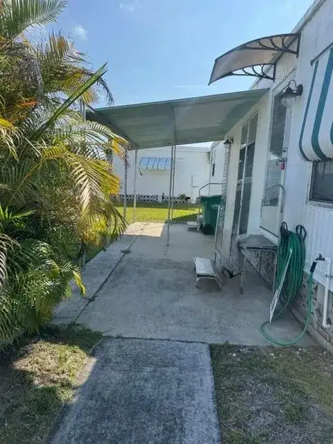 2023 St Lucie Boulevard Unit 169, Fort Pierce FL 34946 photo 2