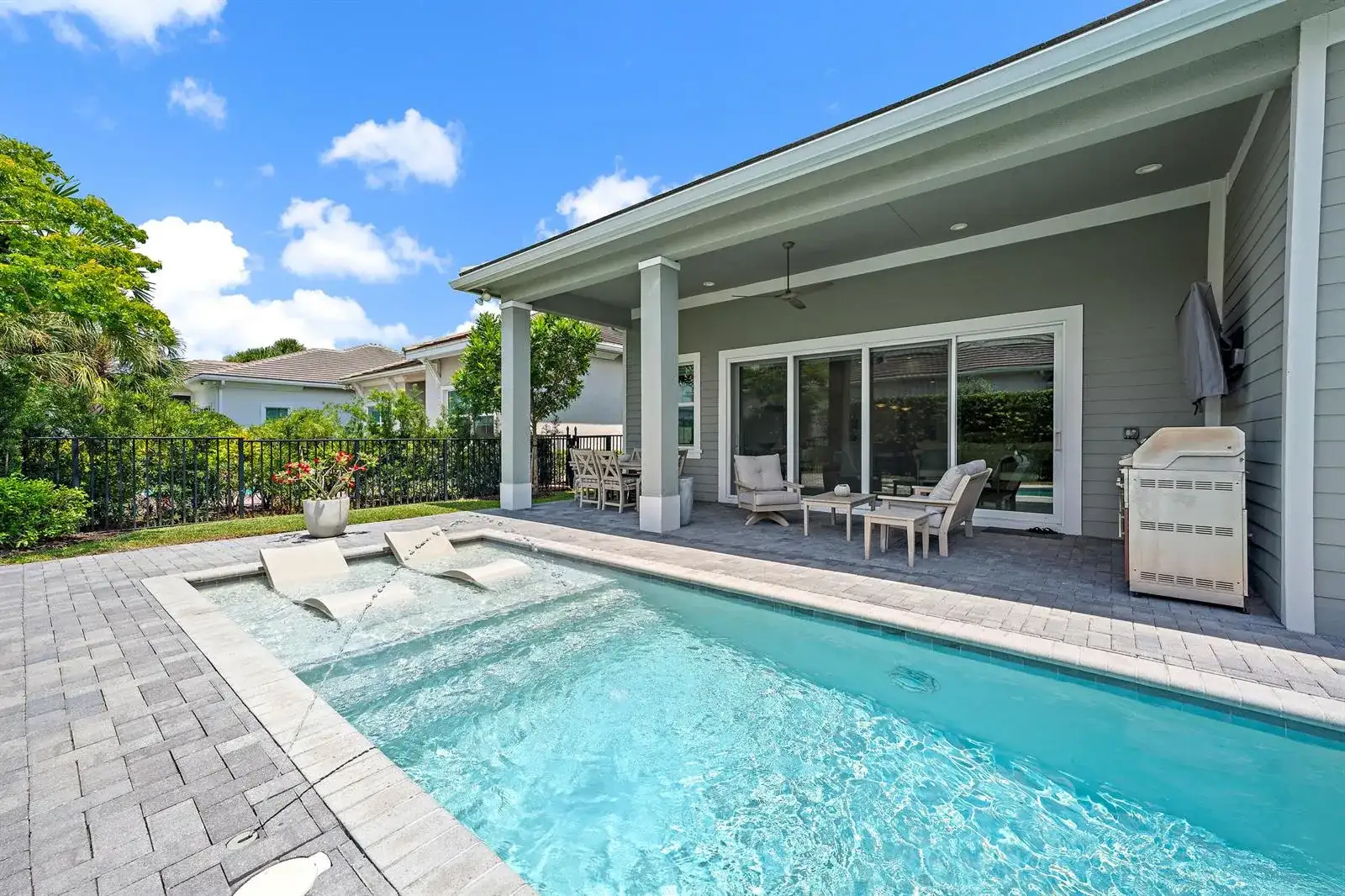 9935 Timber Creek Way, Palm Beach Gardens FL 33412 photo 2