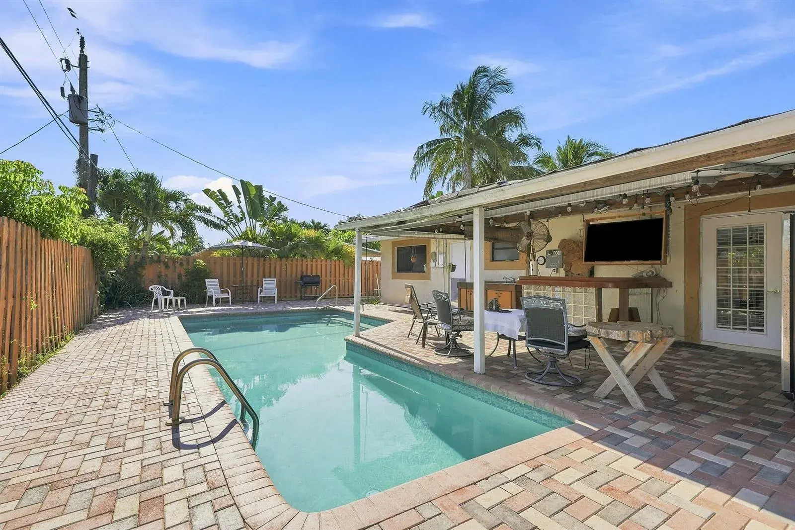 2511 NE 12TH Court, Pompano Beach FL 33062