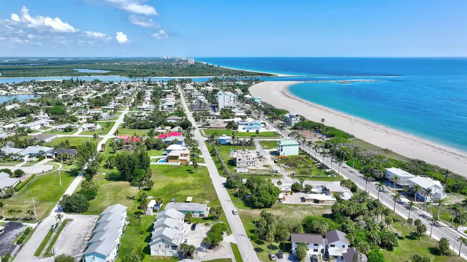 651 HERNANDO Street, Fort Pierce FL 34949 photo 2