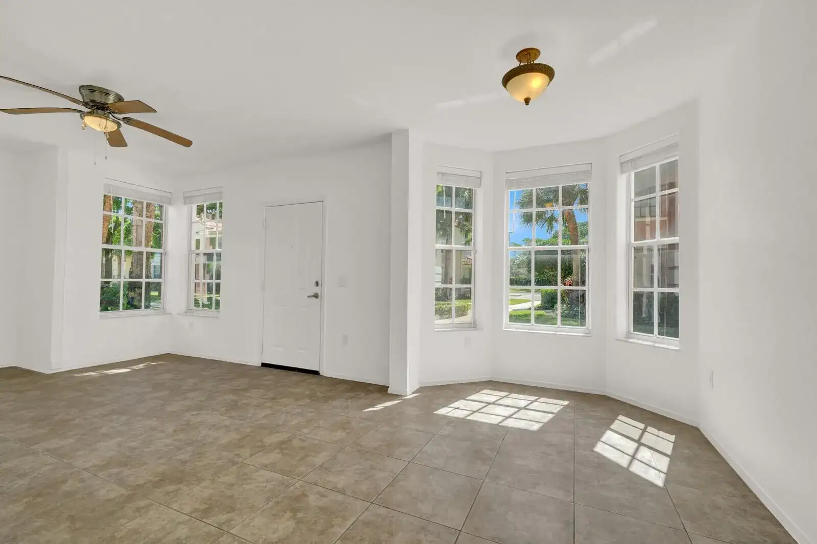 709 BELMONT Place # 709, Boynton Beach FL 33436 photo 4
