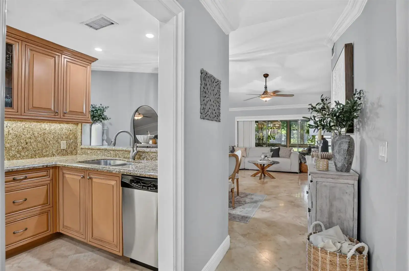 21616 Guadalajara Avenue, Boca Raton FL 33433 photo 5