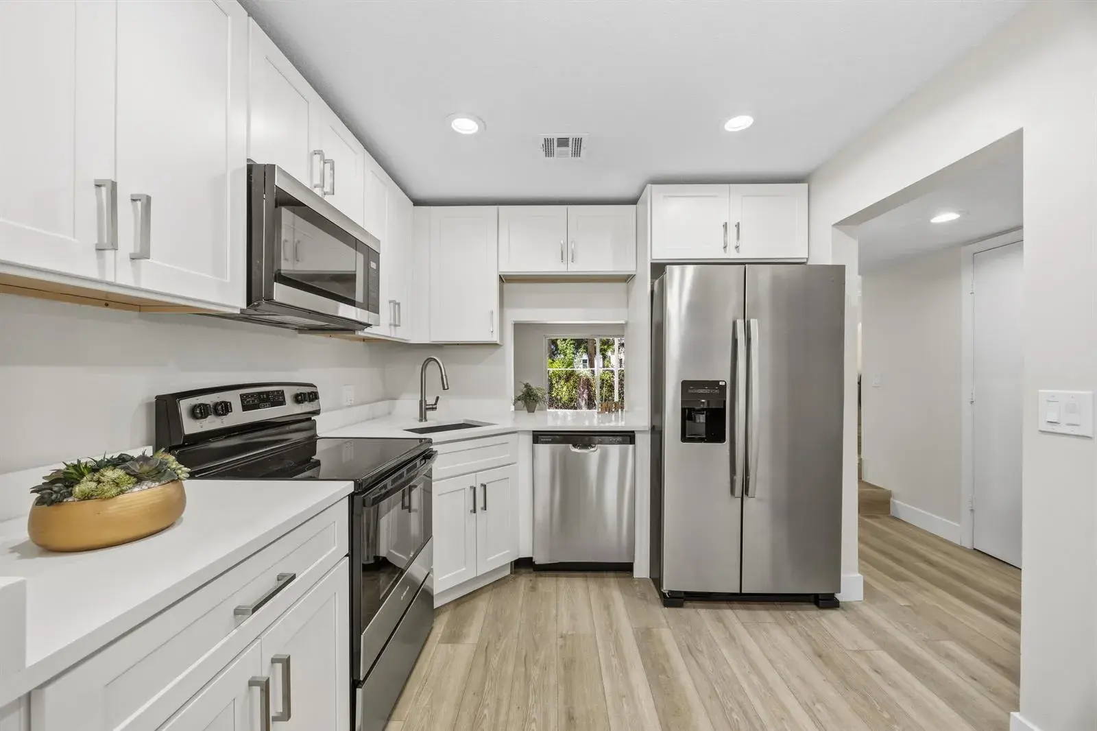 4161 NW 9TH Avenue # 5, Deerfield Beach FL 33064