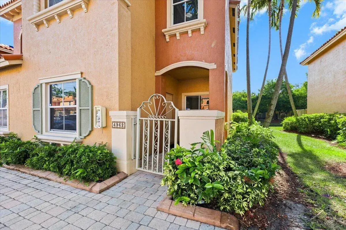 4962 Leeward Lane # 3807, Fort Lauderdale FL 33312