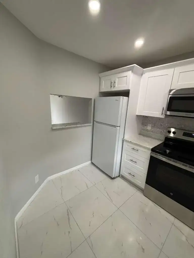 21913 Lake Forest Circle # 201, Boca Raton FL 33433 photo 3
