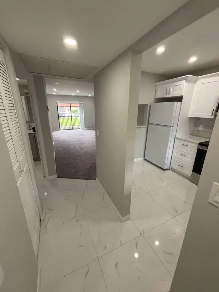 21913 Lake Forest Circle # 201, Boca Raton FL 33433 photo 5