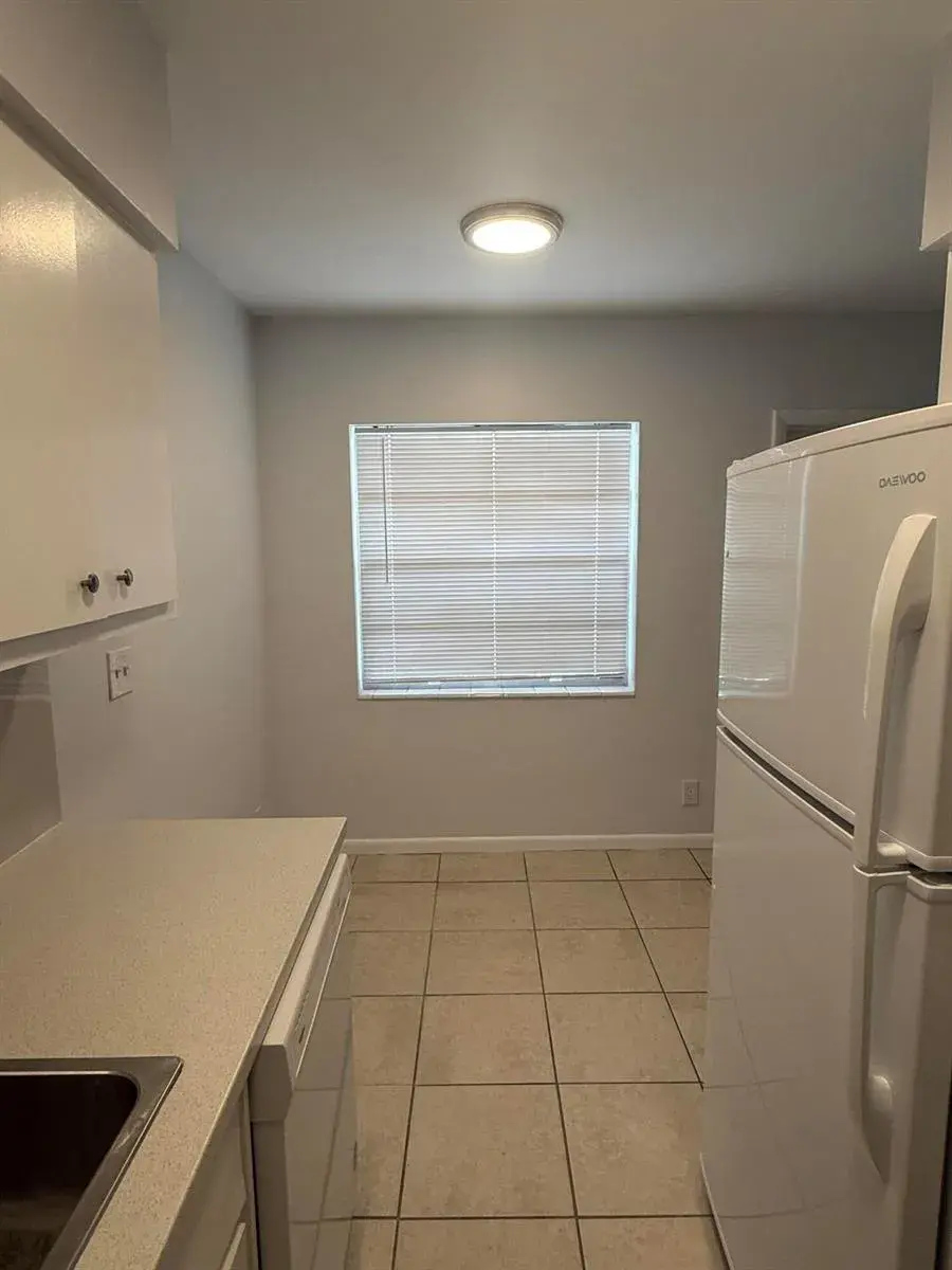 2017 NE 18TH Street # 2, Fort Lauderdale FL 33305