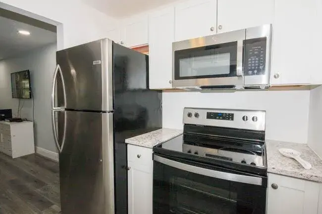 149 West Court, Royal Palm Beach FL 33411