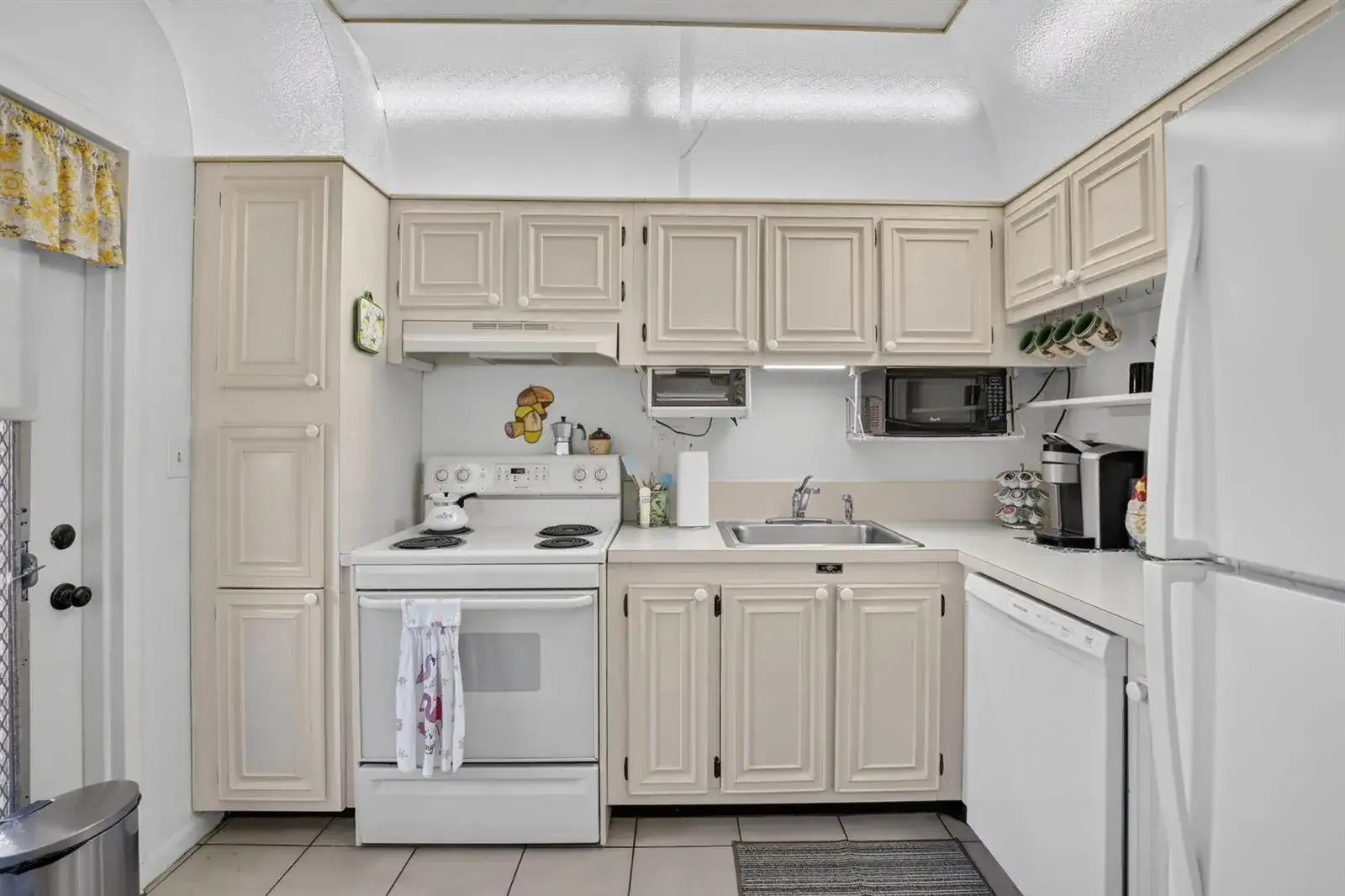 1103 NW 58th Terrace # 420, Sunrise FL 33313 photo 5