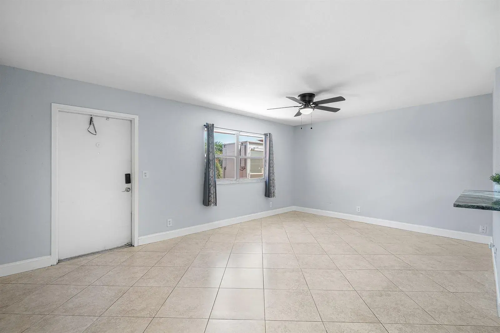 566 Saxony L, Delray Beach FL 33446