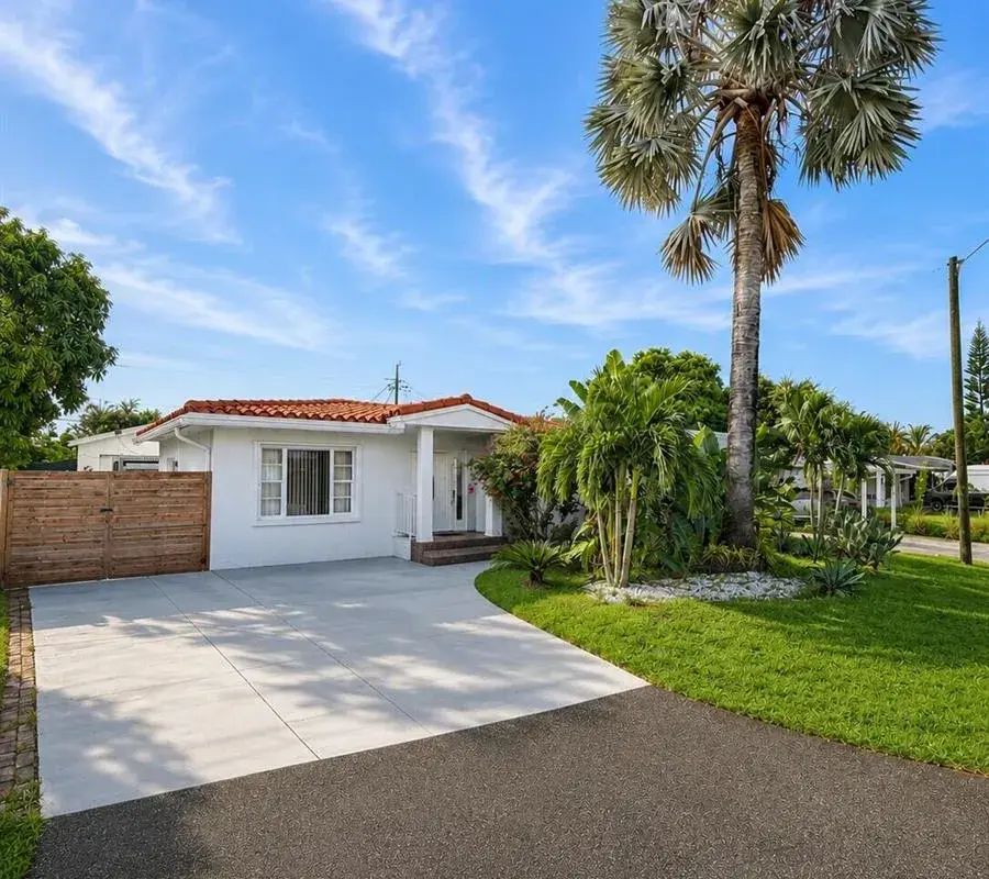 4730 NE 3rd Avenue, Oakland Park FL 33334