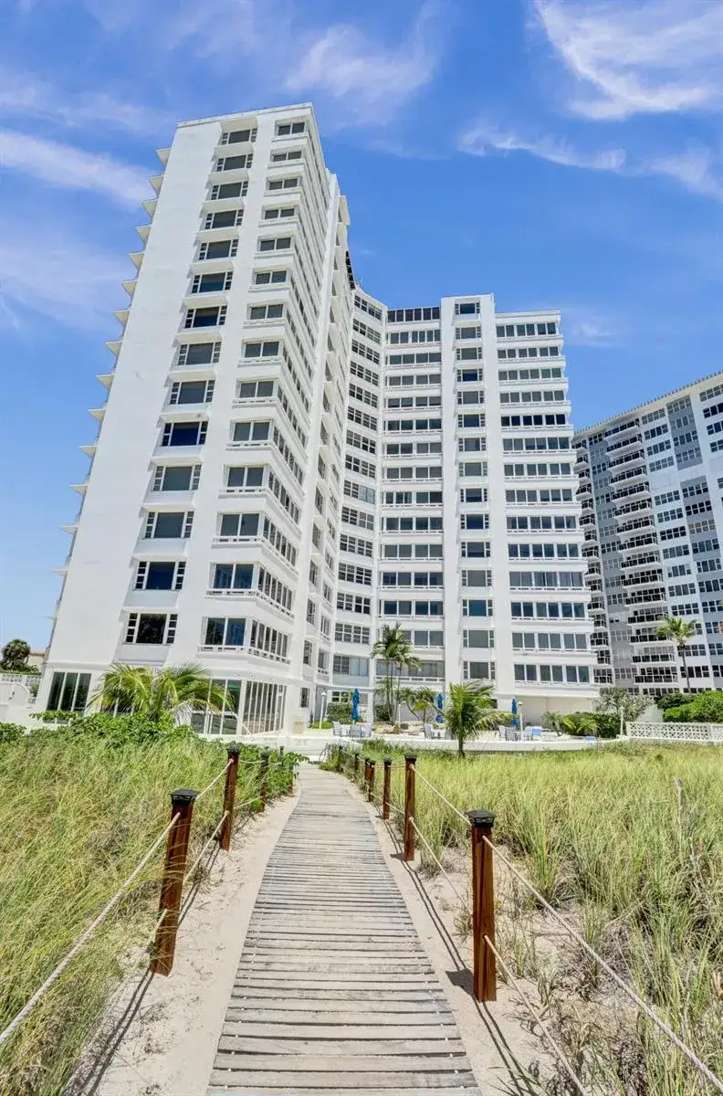 3600 Galt Ocean Drive # 15E, Fort Lauderdale FL 33308