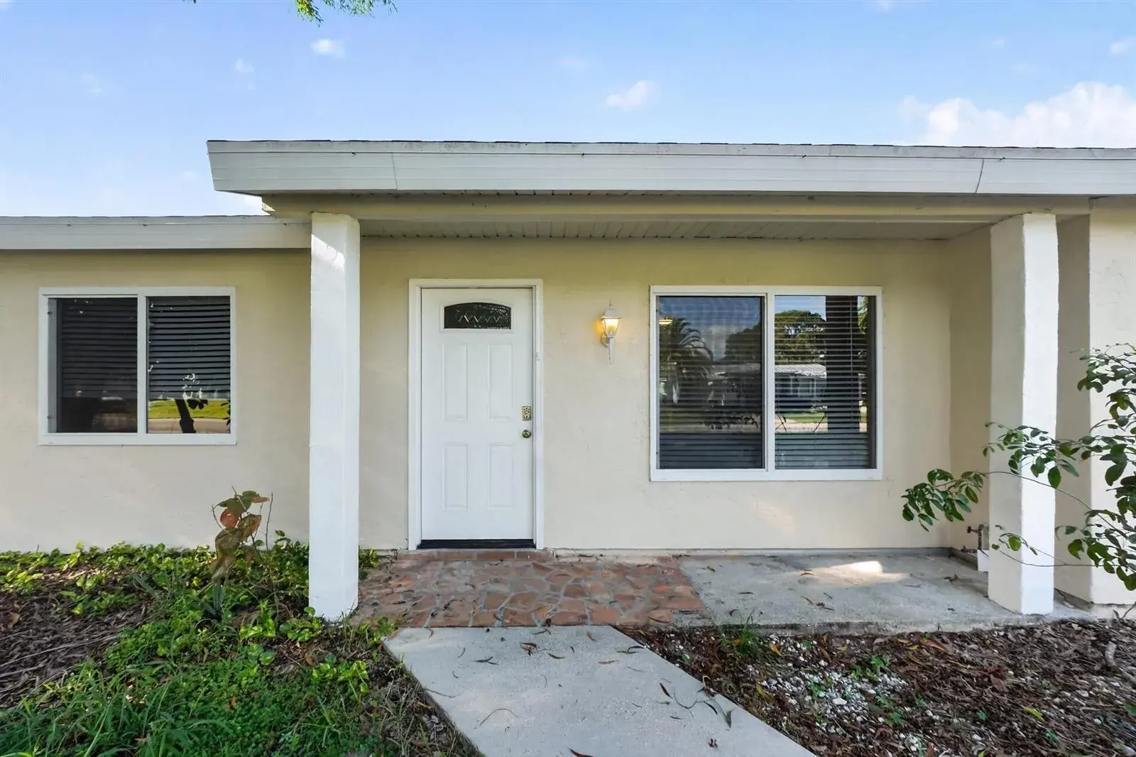 230 SW CHERRYHILL Road, Port St. Lucie FL 34953