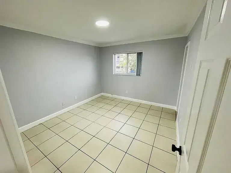 890 NW 45 Avenue # 32, Miami FL 33126 photo 5