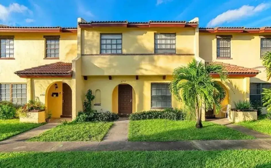 2760 NW 47TH Lane # 2805, Lauderdale Lakes FL 33313 photo 5