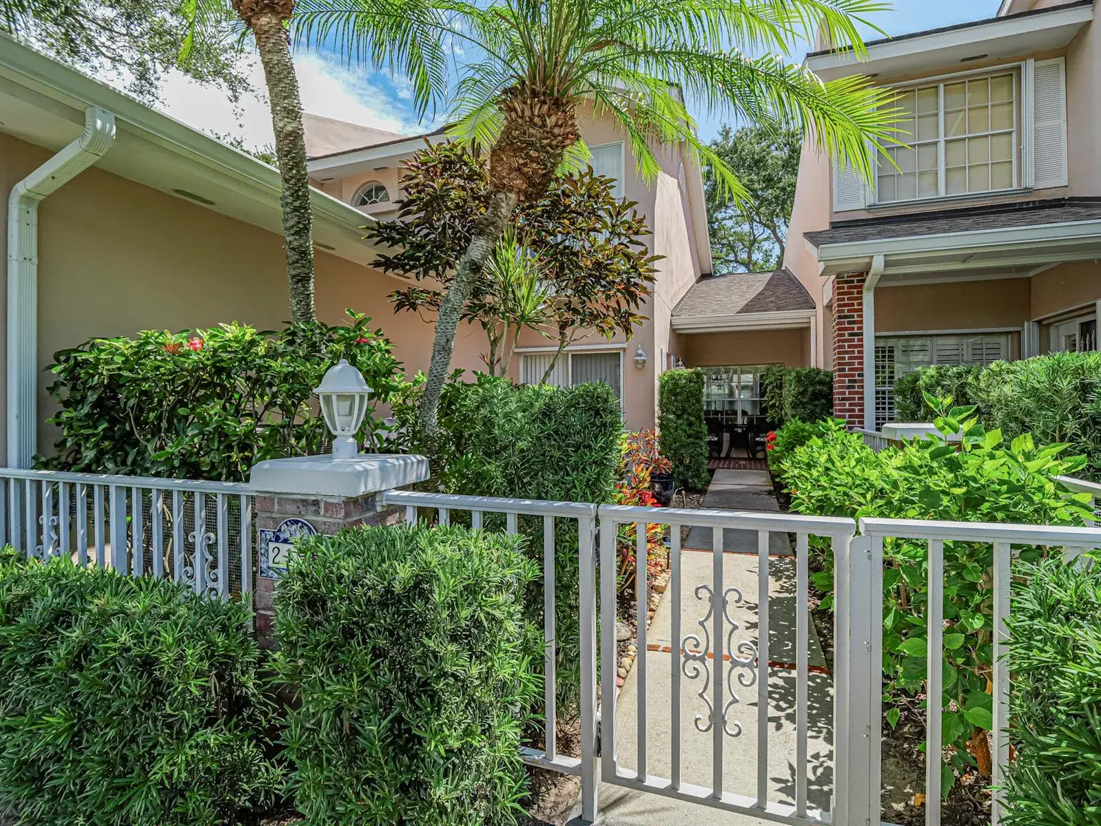 219 E Park Shores Circle # 219B, Indian River Shores FL 32963