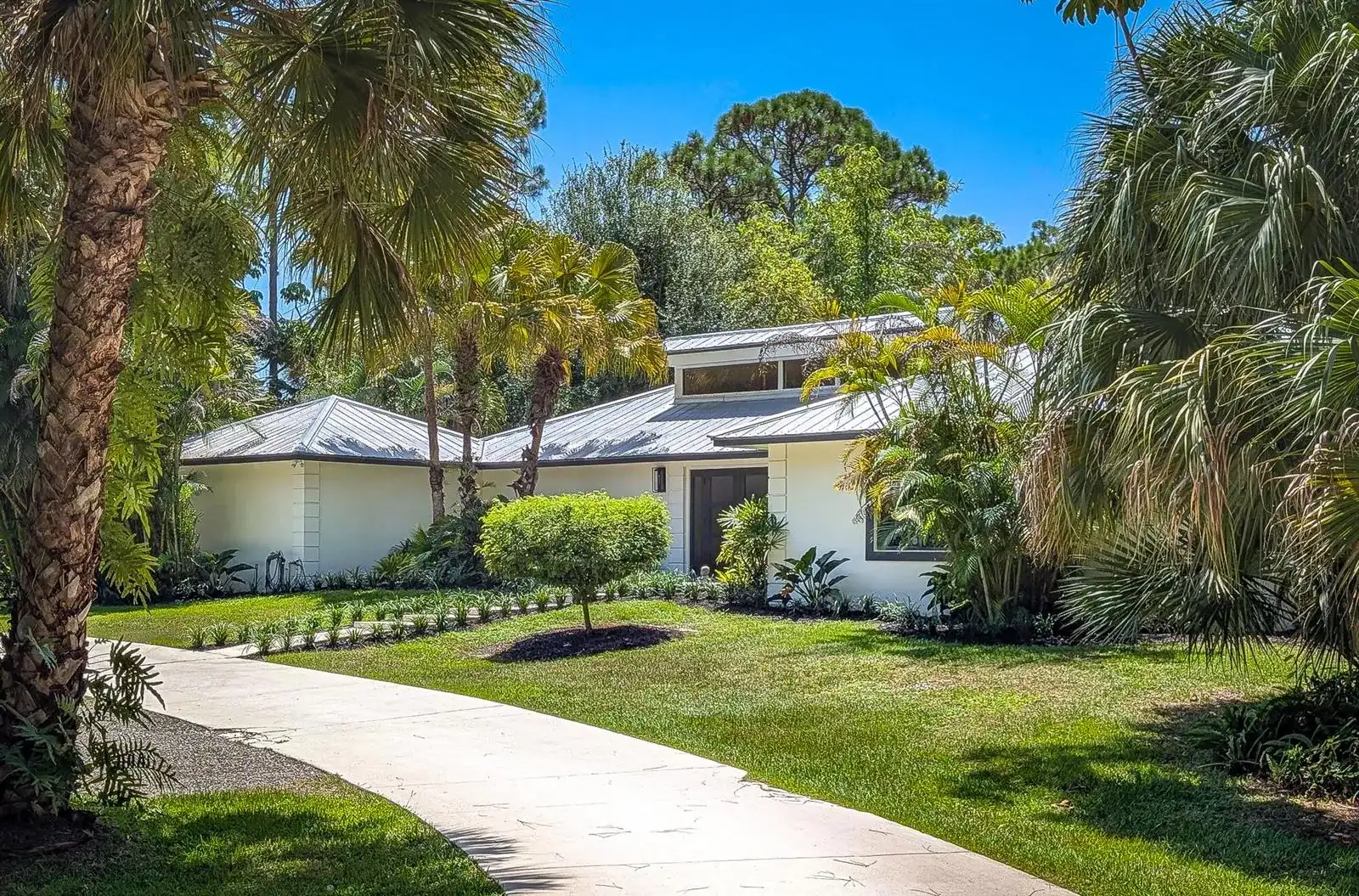 8166 150th Court N, Palm Beach Gardens FL 33418