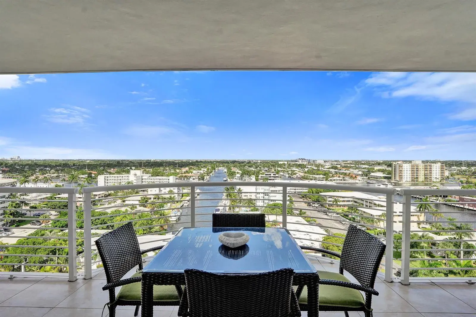 2831 N Ocean Boulevard, Fort Lauderdale FL 33308
