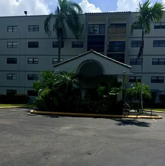 701 NW 19TH Street # 512, Fort Lauderdale FL 33311 photo 3