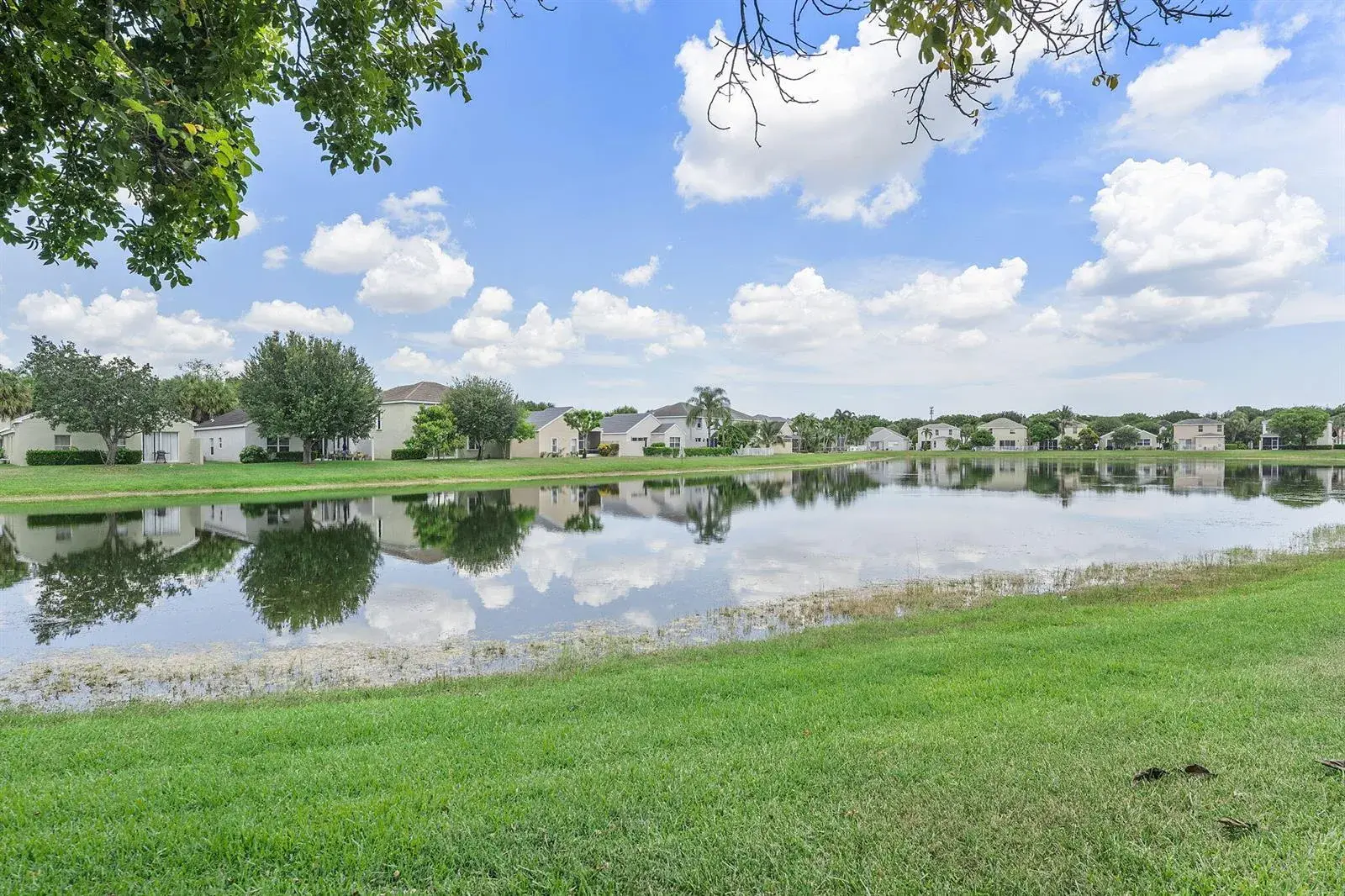 120 HAMILTON Terrace, Royal Palm Beach FL 33414