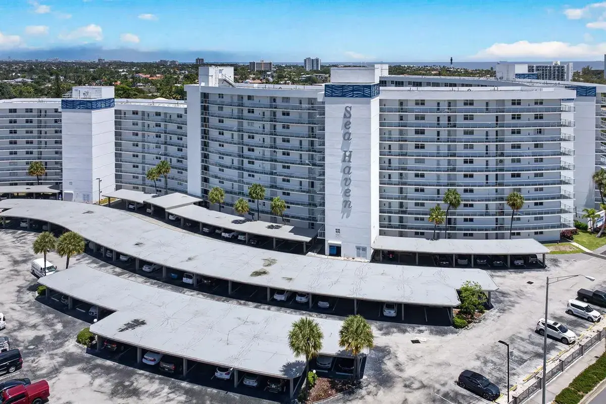 2731 NE 14TH ST Causeway # 405, Pompano Beach FL 33062