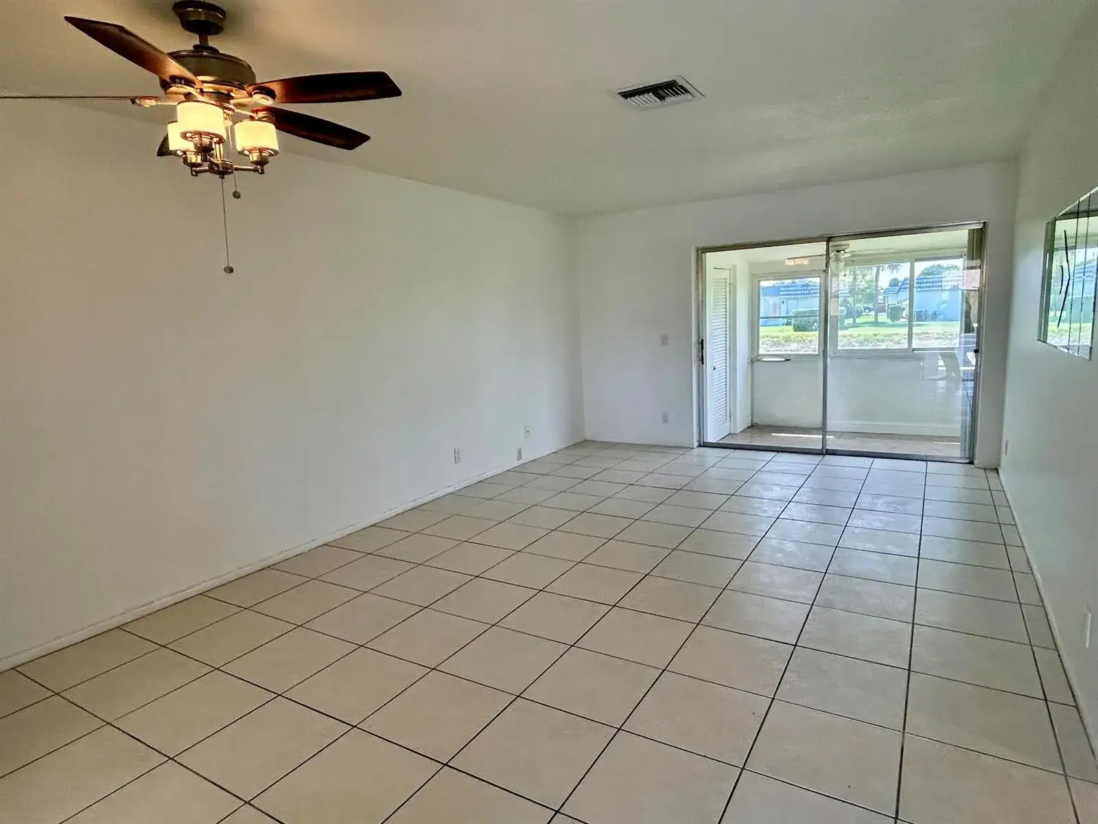 2895 CROSLEY Drive W # C, West Palm Beach FL 33415 photo 4