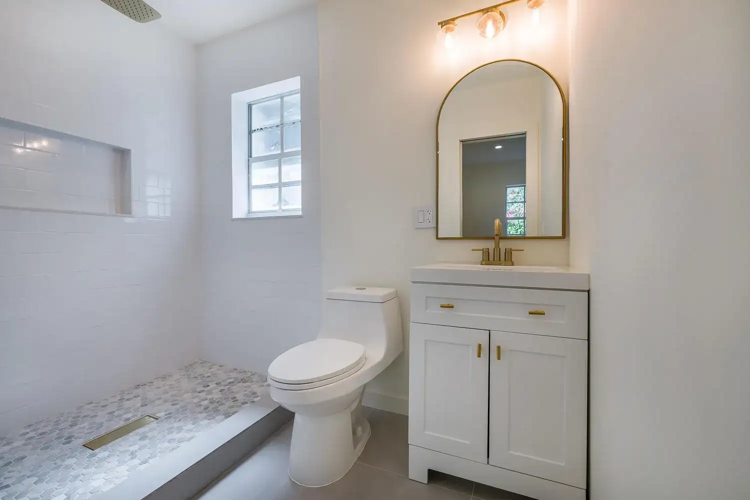 20 NE 169TH Street # 2, North Miami Beach FL 33162 photo 2