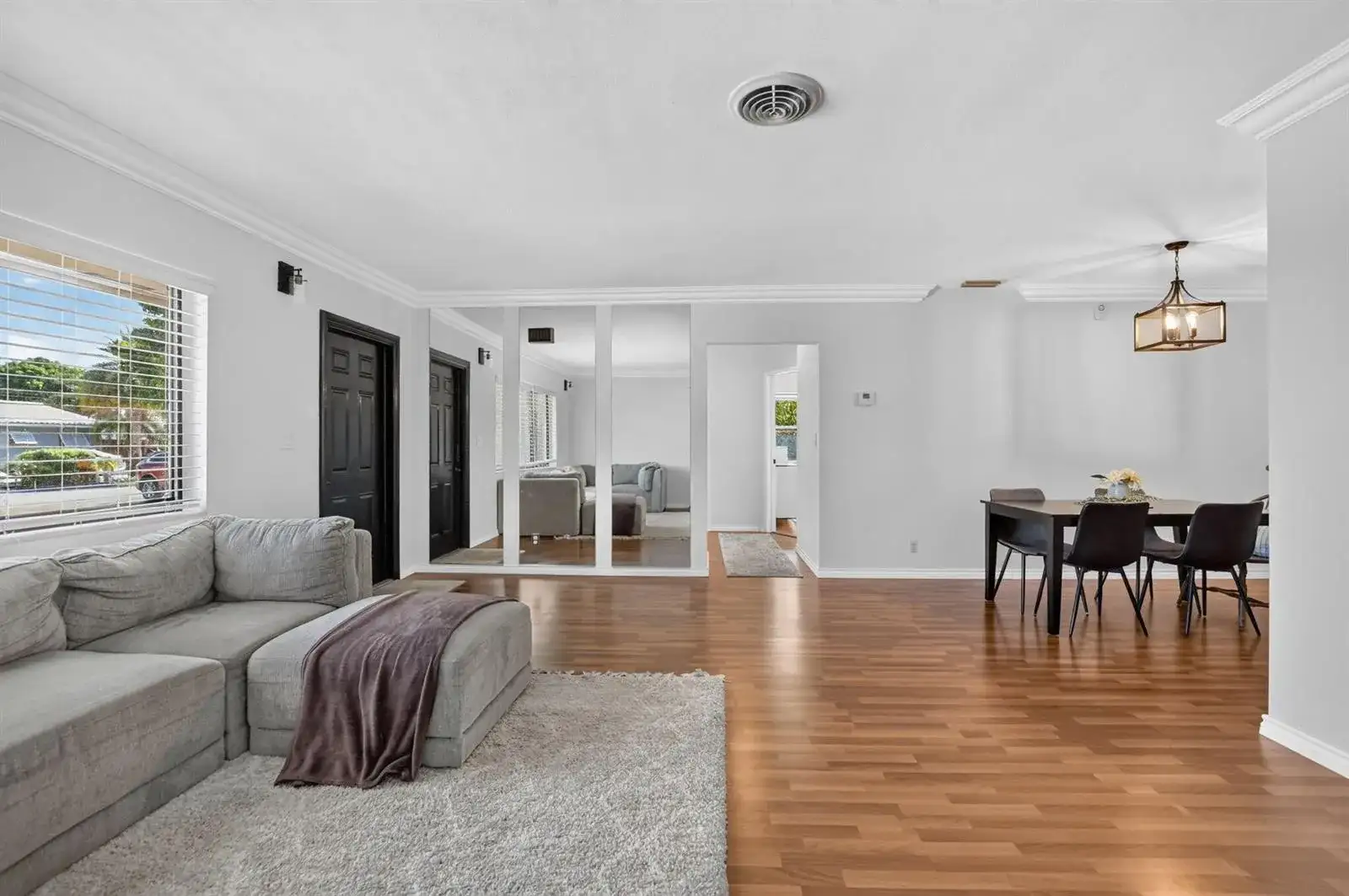 308 SE 2nd Street, Deerfield Beach FL 33441 photo 5