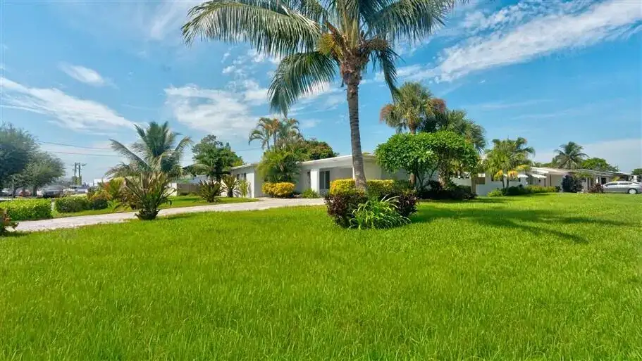 701 SE 1ST Street, Boynton Beach FL 33435 photo 3