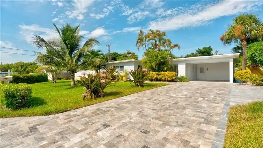 701 SE 1ST Street, Boynton Beach FL 33435 photo 4