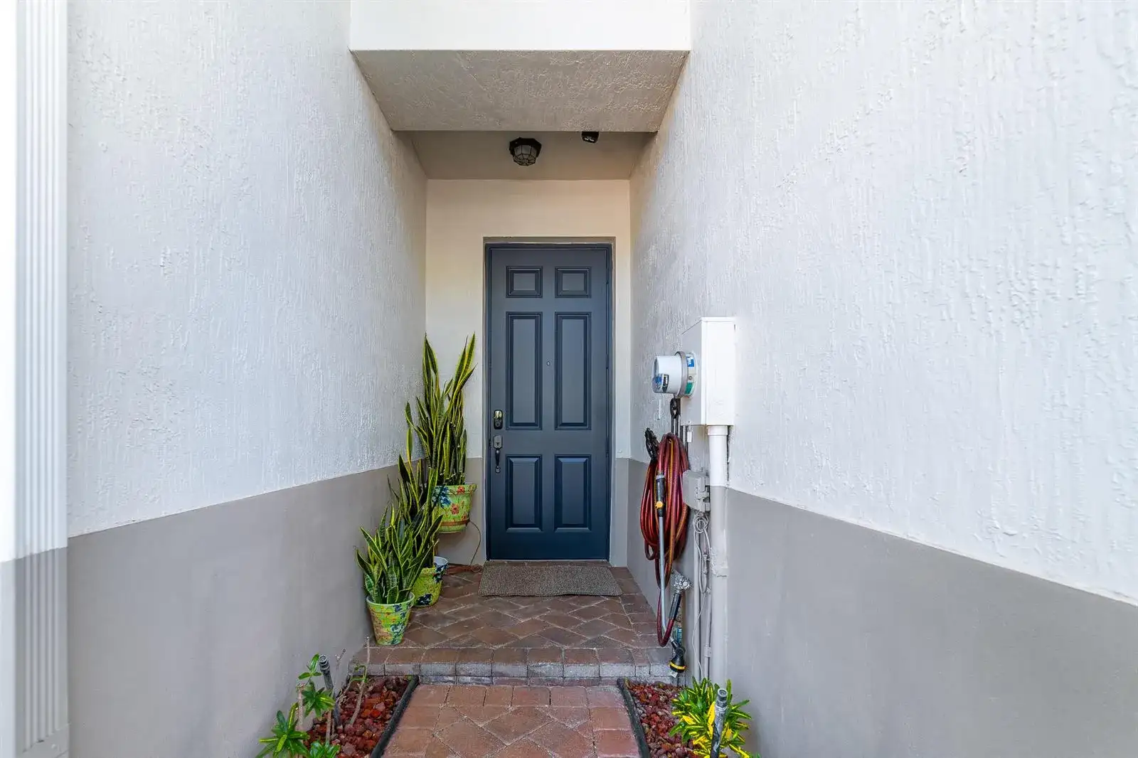 128 W Prive Circle, Delray Beach FL 33445 photo 2