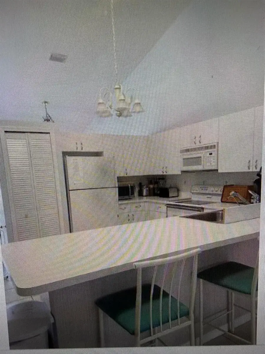382 NW SHERRY Lane, Port St. Lucie FL 34986 photo 2