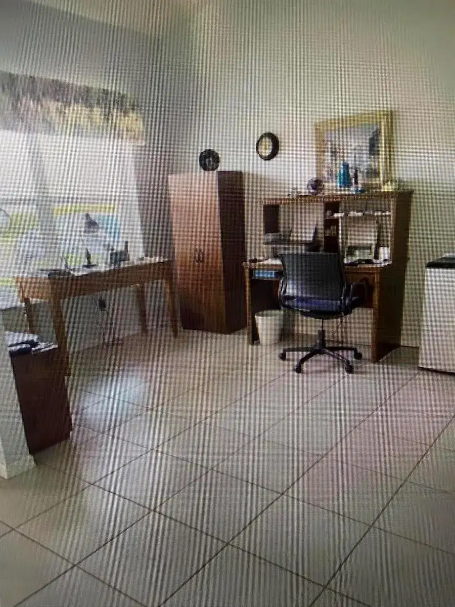 382 NW SHERRY Lane, Port St. Lucie FL 34986 photo 4