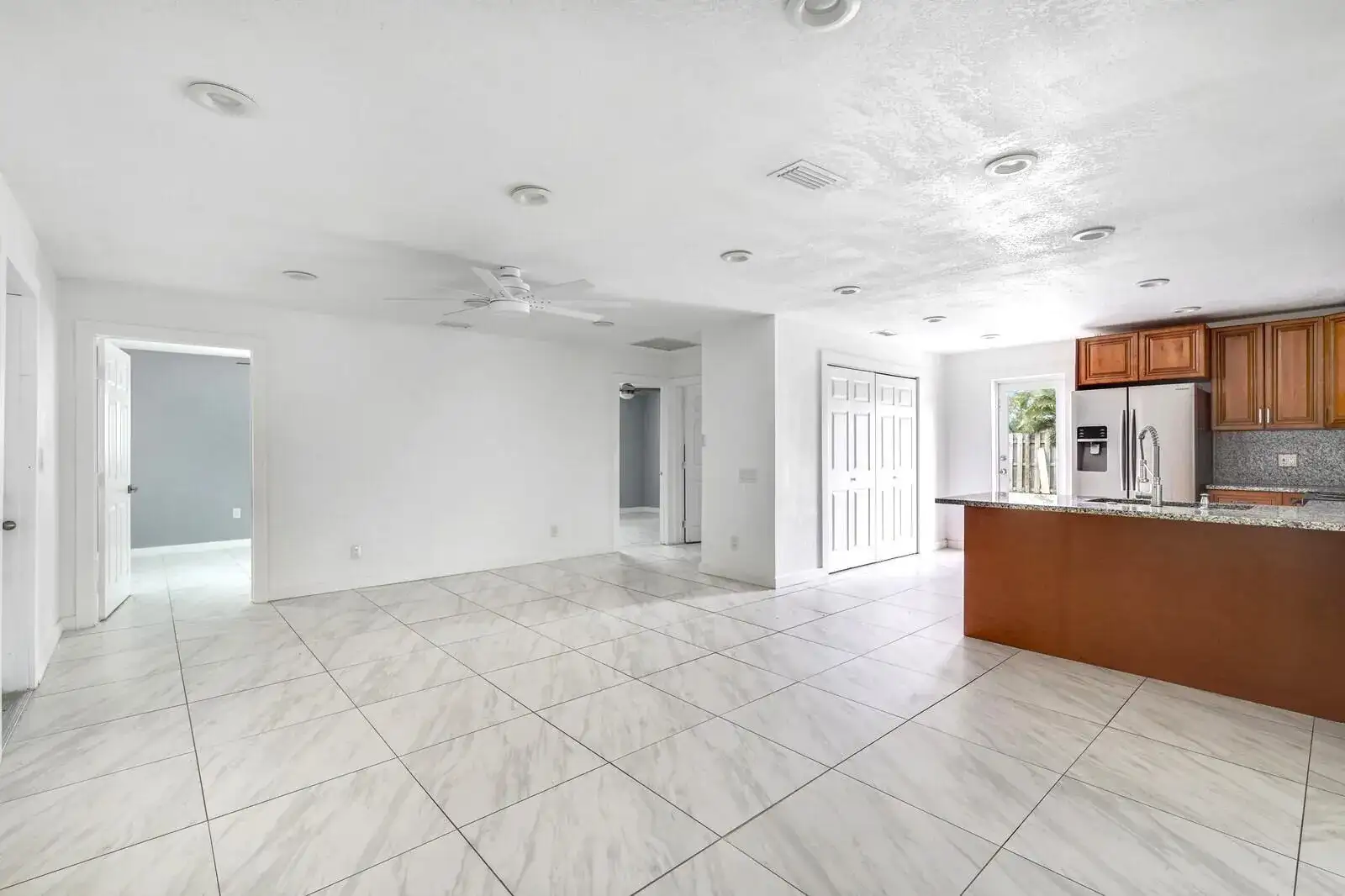 4389 BELLEWOOD Street, Palm Beach Gardens FL 33410 photo 4