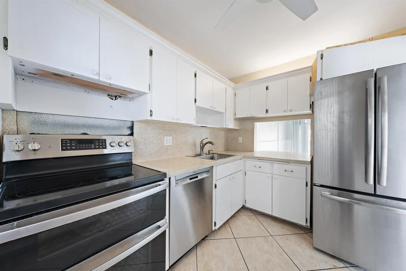29 Yacht Club Drive Unit 405, North Palm Beach FL 33408