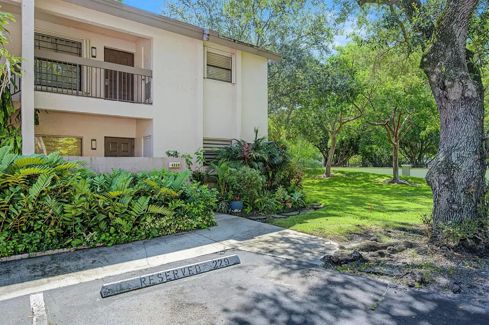 4228 NW 22nd Street # 110J, Coconut Creek FL 33066 photo 2