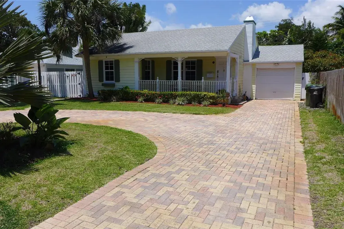 405 NE 12th Avenue, Fort Lauderdale FL 33301