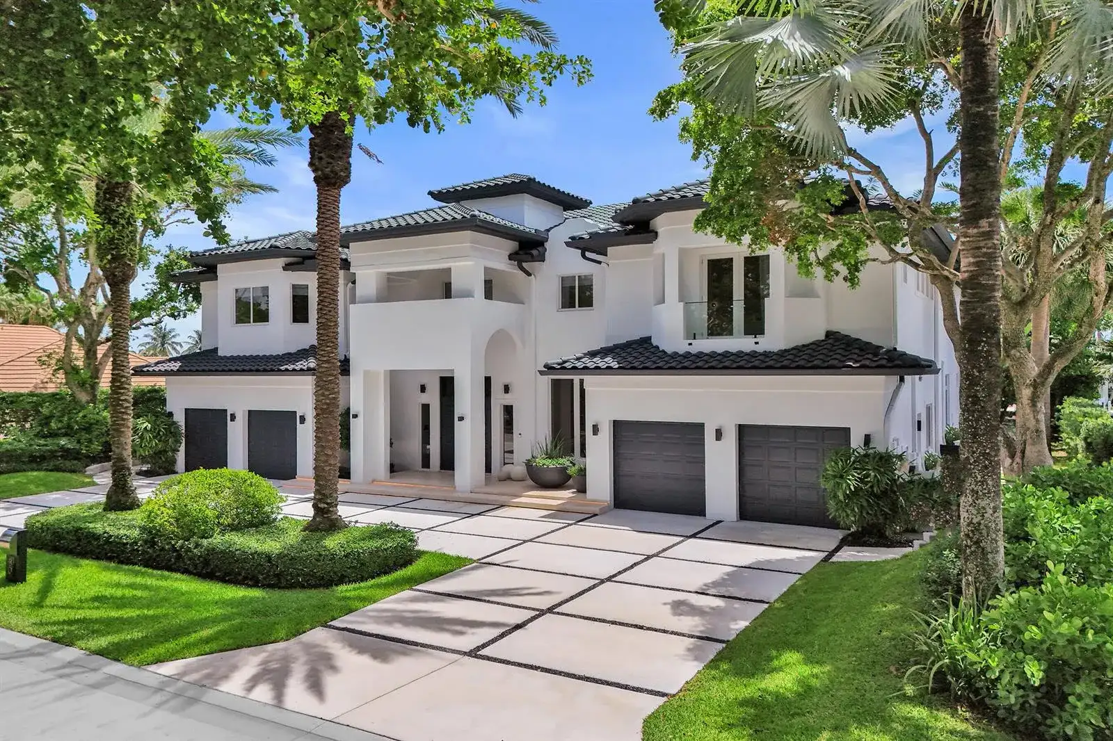 30 S COMPASS Drive, Fort Lauderdale FL 33308 photo 3